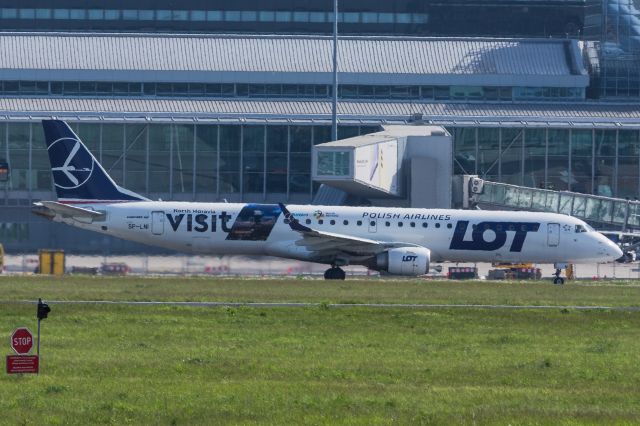 EMBRAER 195 (SP-LNI) - WAW/EPWA SPOTTING