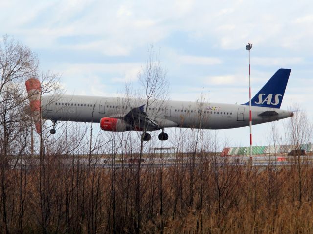 Airbus A321 (OY-KBL)