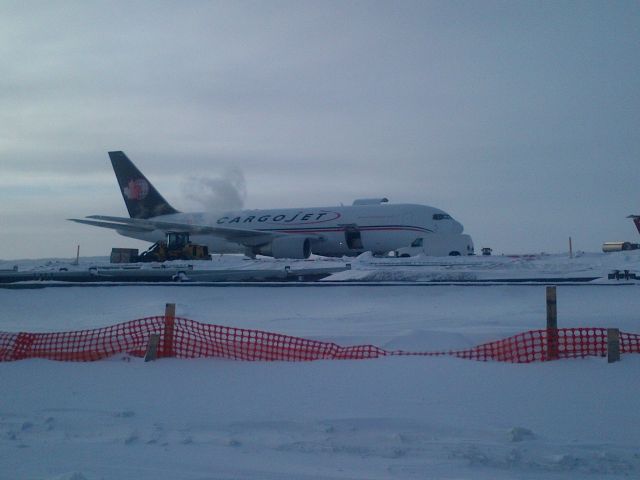 BOEING 767-200 (C-FMCJ) - Offloading the cargojetbr /Rankin Inlet, Nunavut, Canada