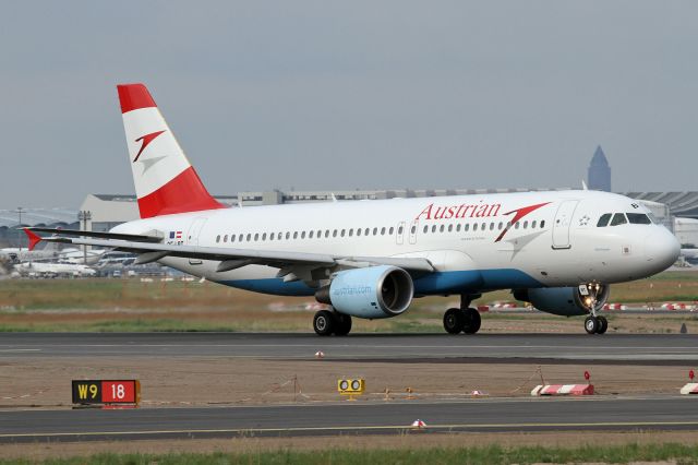 Airbus A320 (OE-LBT)