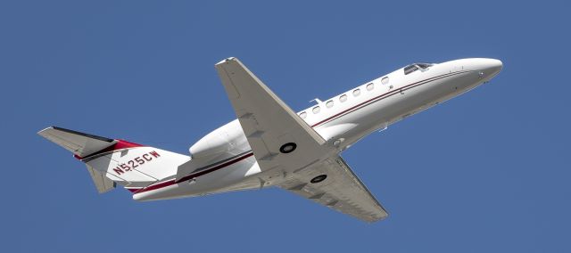 Cessna Citation CJ1 (N525CW) - Image Nov 5, 2017 Canon Eos5 Mk4, 70-200 2.8