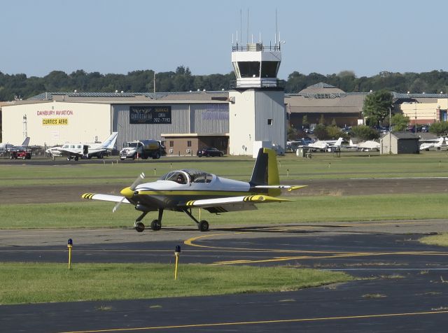 — — - Fast aircraft. 15 September 2015.