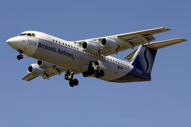 de Havilland Dash 8-400 (OO-DWK)