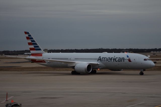 Boeing 787-9 Dreamliner (N821AN)