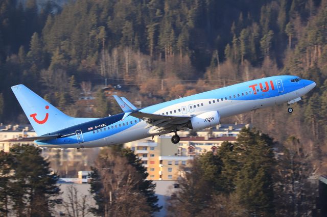 Boeing 737-800 (G-TAWC)