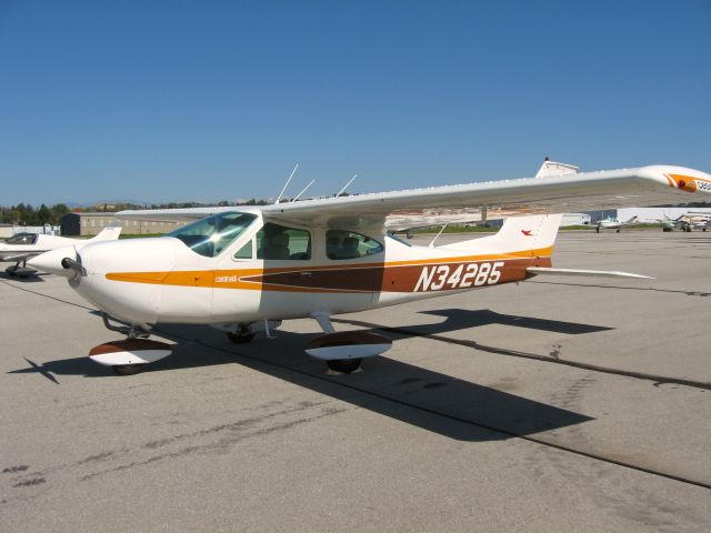 Cessna Cardinal (N34285) - PARKED AT FULLERTON