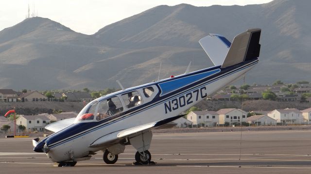 Beechcraft Bonanza (33) (N3027C)