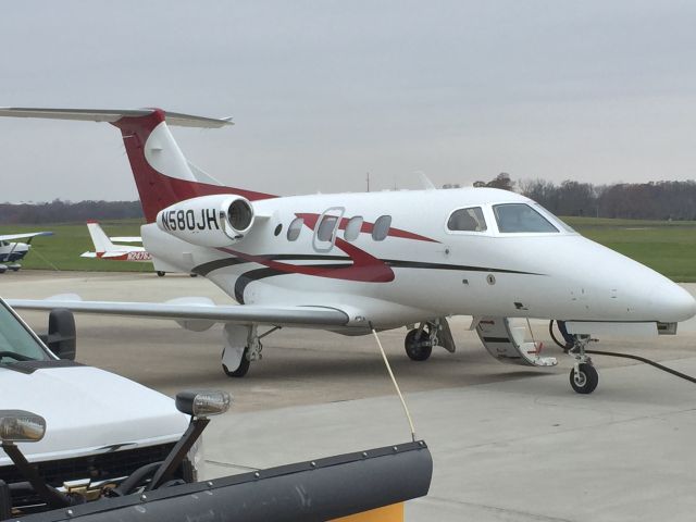 Embraer Phenom 100 (N580JH)