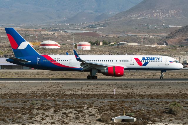 Boeing 757-200 (VQ-BKB)