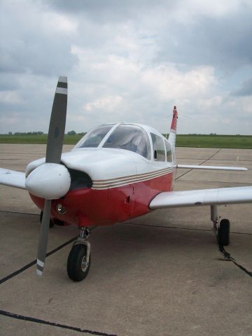 Piper Cherokee (N2935S)