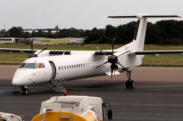 de Havilland Dash 8-400 (G-JEDK)