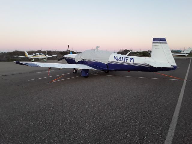 Mooney M-20 Turbo (N411FM) - Sleek 