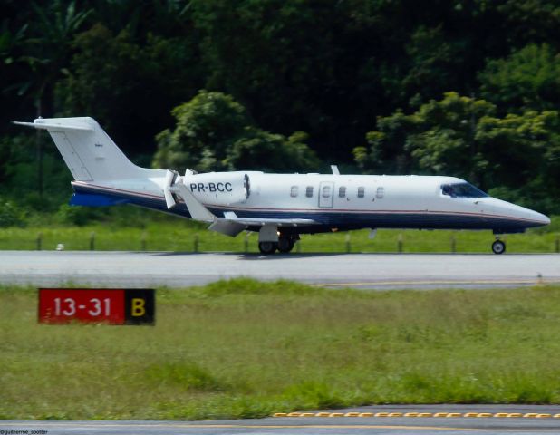 Learjet 40 (PR-BCC)