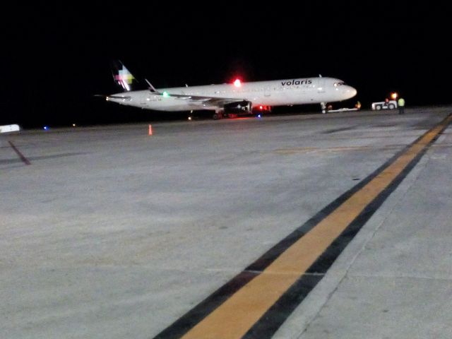 Airbus A321 (XA-VLZ)