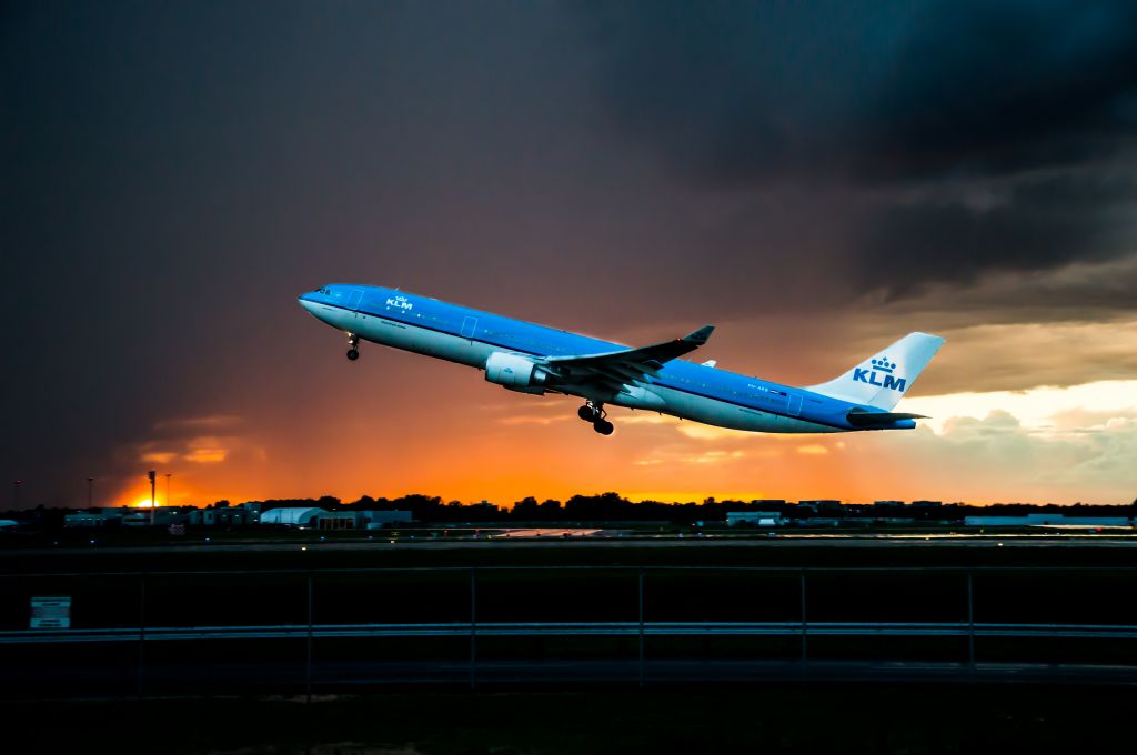 Airbus A330-300 (PH-AKB)