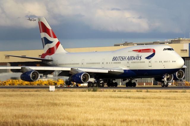 Boeing 747-400 (G-BYGE)