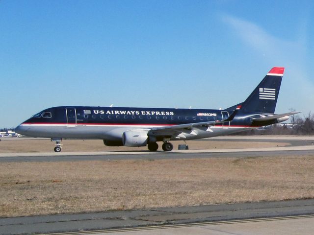 Embraer 170/175 (N802MD)