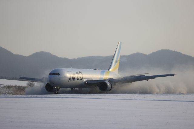 BOEING 767-300 (JA605A) - January 8th 2022:HND-HKD.