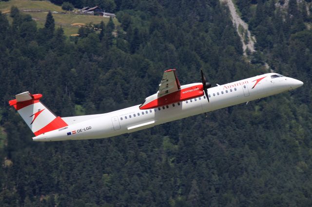 de Havilland Dash 8-400 (OE-LGD)