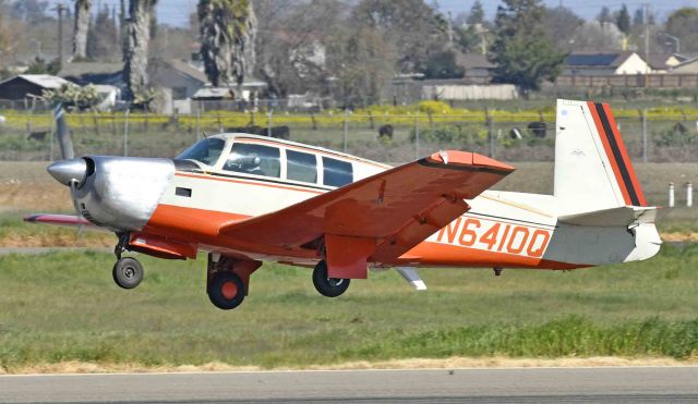 N6410Q — - Landing, runway three-zero, Merced-Yosemite Regional Airport