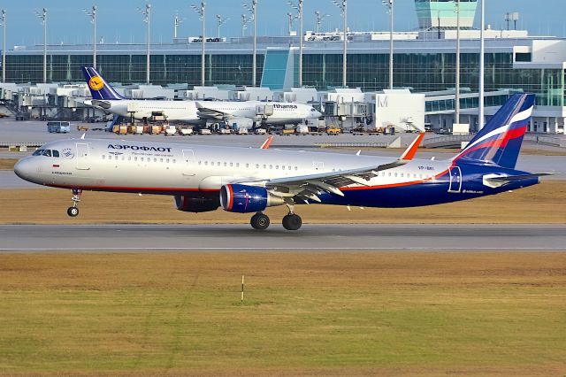 Airbus A321 (VP-BKI)