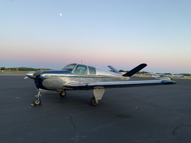 Beechcraft 35 Bonanza (N8642A)