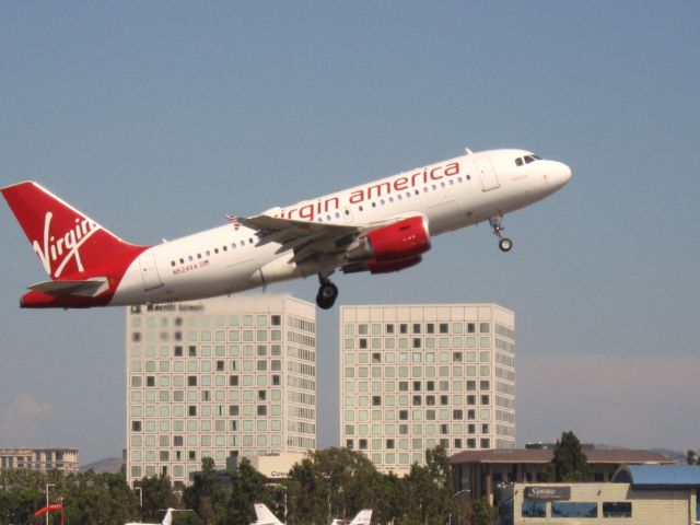 Airbus A319 (N524VA) - Taking off from RWY 19R