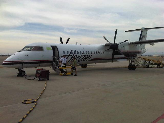 de Havilland Dash 8-400 (N409QX) - Horizon Air - Flight QXE 533 from KPDX to KFAT.    http://flightaware.com/live/flight/QXE533/history/20110618/2325Z/KPDX/KFAT    Plane labeled as a Bombardier Q400 but Flight Aware is saying it is a de Havilland Dash 8-400 (twin-turboprop).