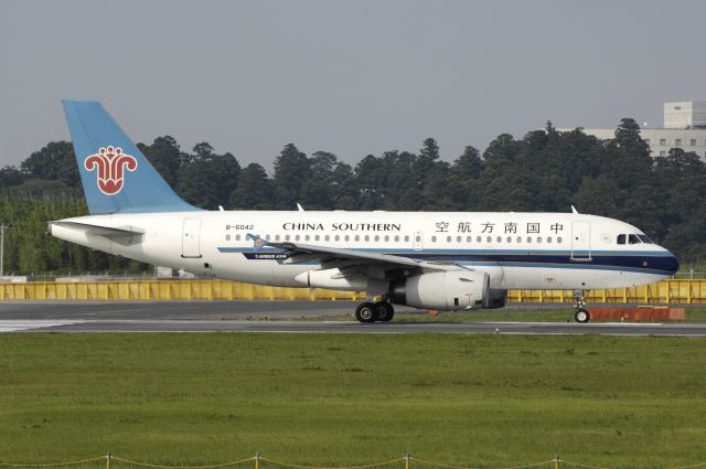 Airbus A319 (B-6042) - Departure at Narita Intl Airport Rwy16R on 2013/07/10