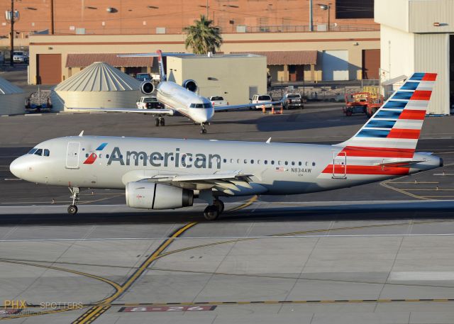 Airbus A319 (N834AW)
