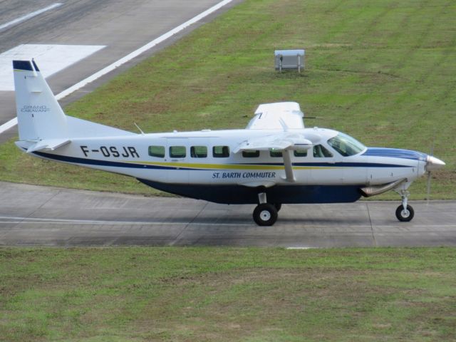 Cessna Caravan (F-OSJR)