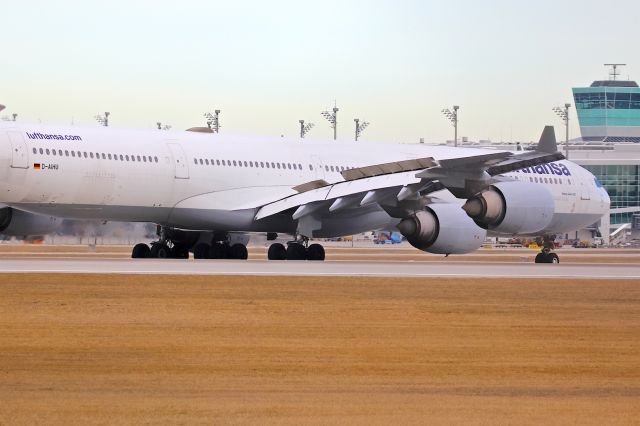 Airbus A340-600 (D-AIHU)