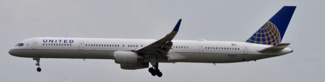 BOEING 757-300 (N78866)