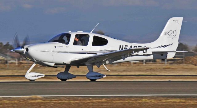 Cirrus SR-22 (N548PG)