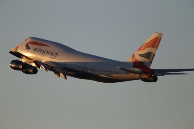 Boeing 747-400 (G-CIVX)