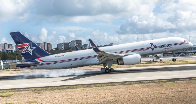 Boeing 757-200 (N193AN)