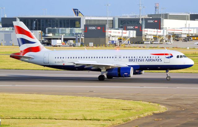 Airbus A320 (G-EUYF)