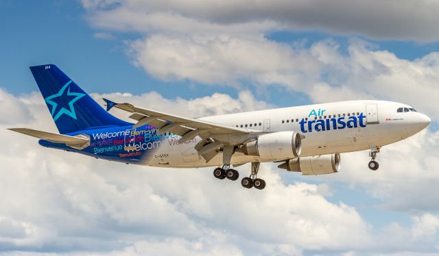 Airbus A310 (C-GTSY) - Air Transat has recently purchased 10 A321neoLRs to replace the A310 fleet. They enter service in Spring 2019