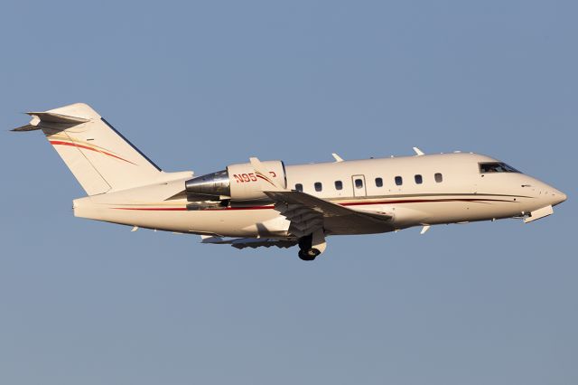 Canadair Challenger (N956PP)
