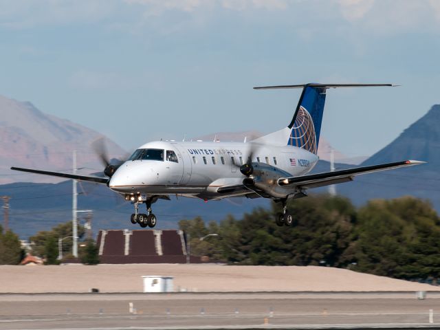 Embraer EMB-120 Brasilia (N298SW) - 3/22/14