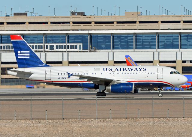 Airbus A319 (N823AW)