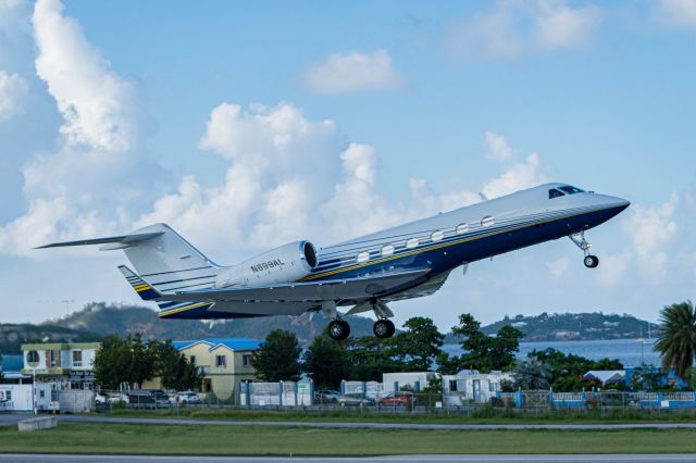 Gulfstream Aerospace Gulfstream IV (N899AL) - Gulfstream GIV taking off out of SXM