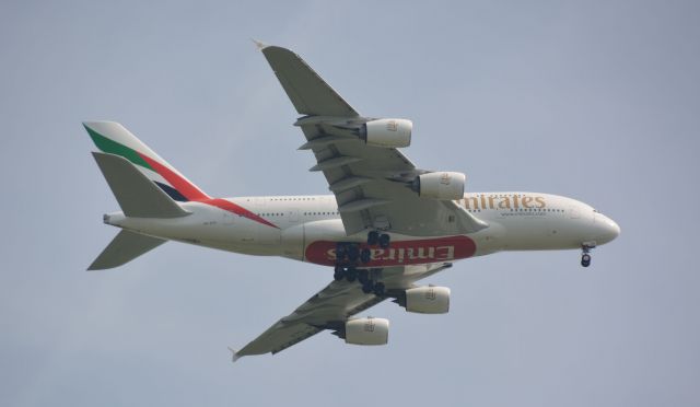 Airbus A380-800 (A6-EUA)