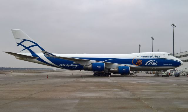 Boeing 747-400 (VQ-BWW)