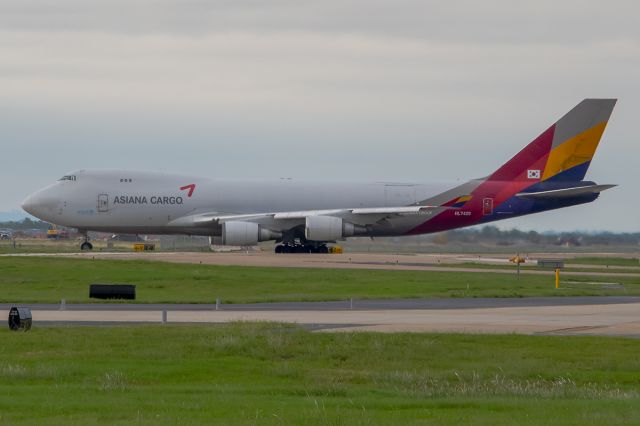 Boeing 747-400 (HL7420) - 9/11/2020