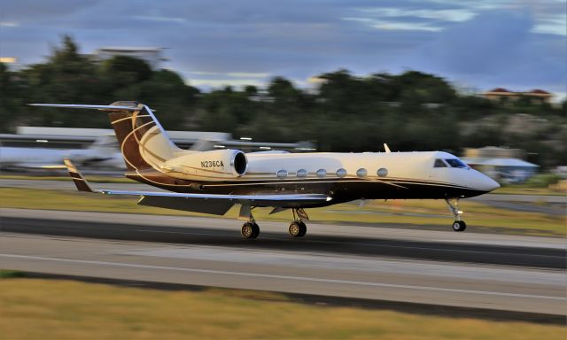 Gulfstream Aerospace Gulfstream IV (N236CA)