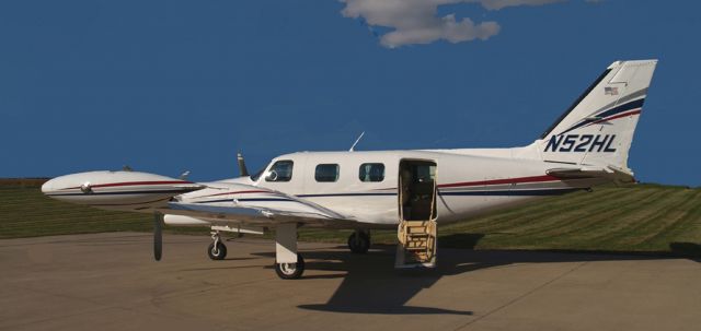 Piper Cheyenne (N52HL) - Super Cheyenne