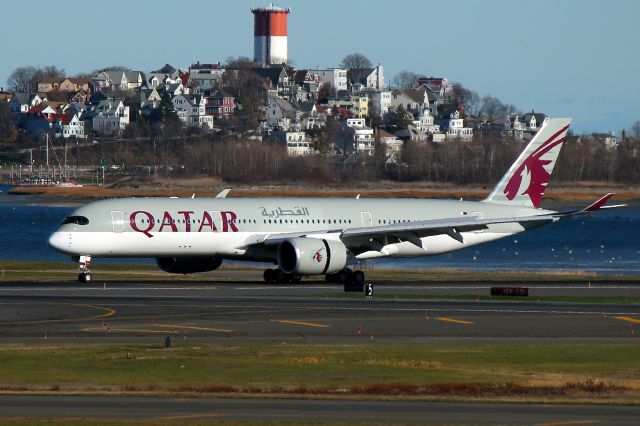 Airbus A350-900 (A7-ALC) - Qatari 743 arrives from Doha on 33L