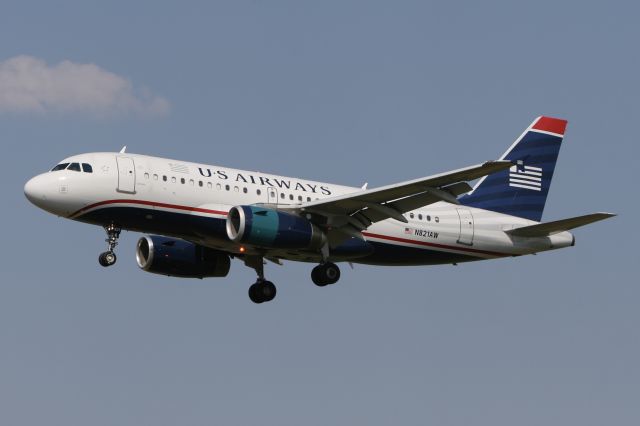 Airbus A319 (N821AW) - July 7, 2007 - arrived Baltimore BWI