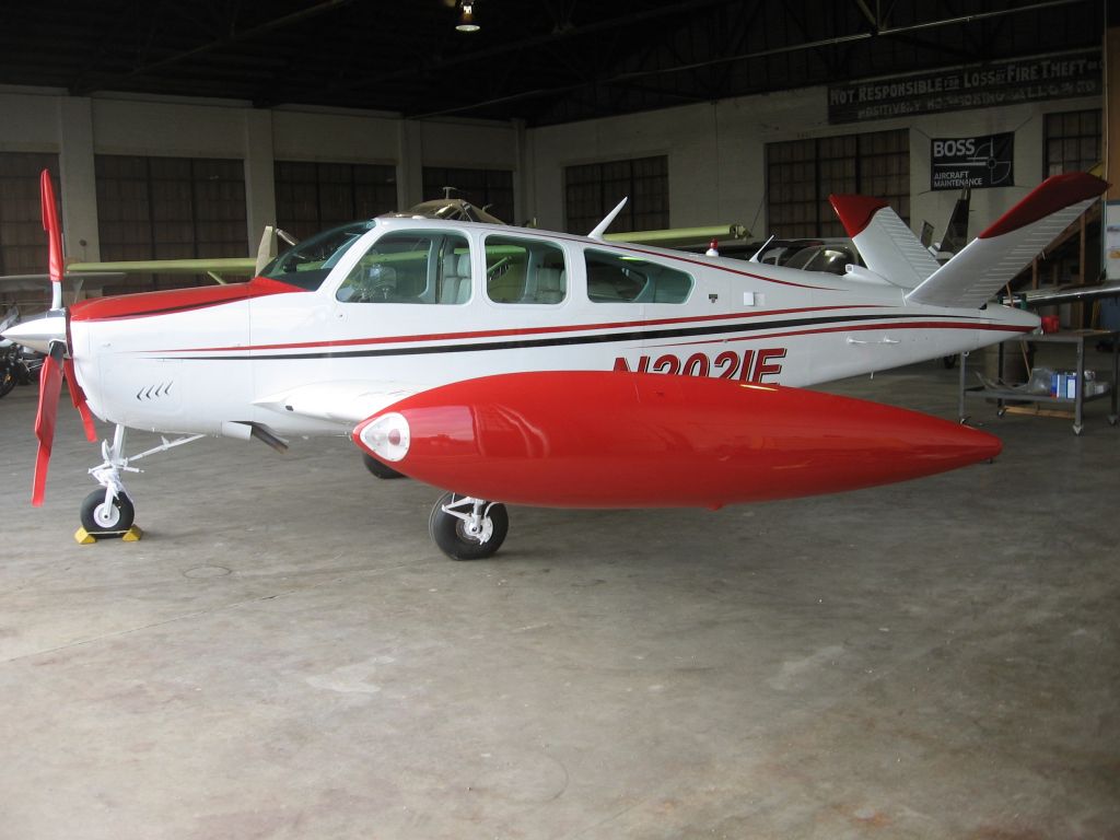 Beechcraft 35 Bonanza (N2021E)